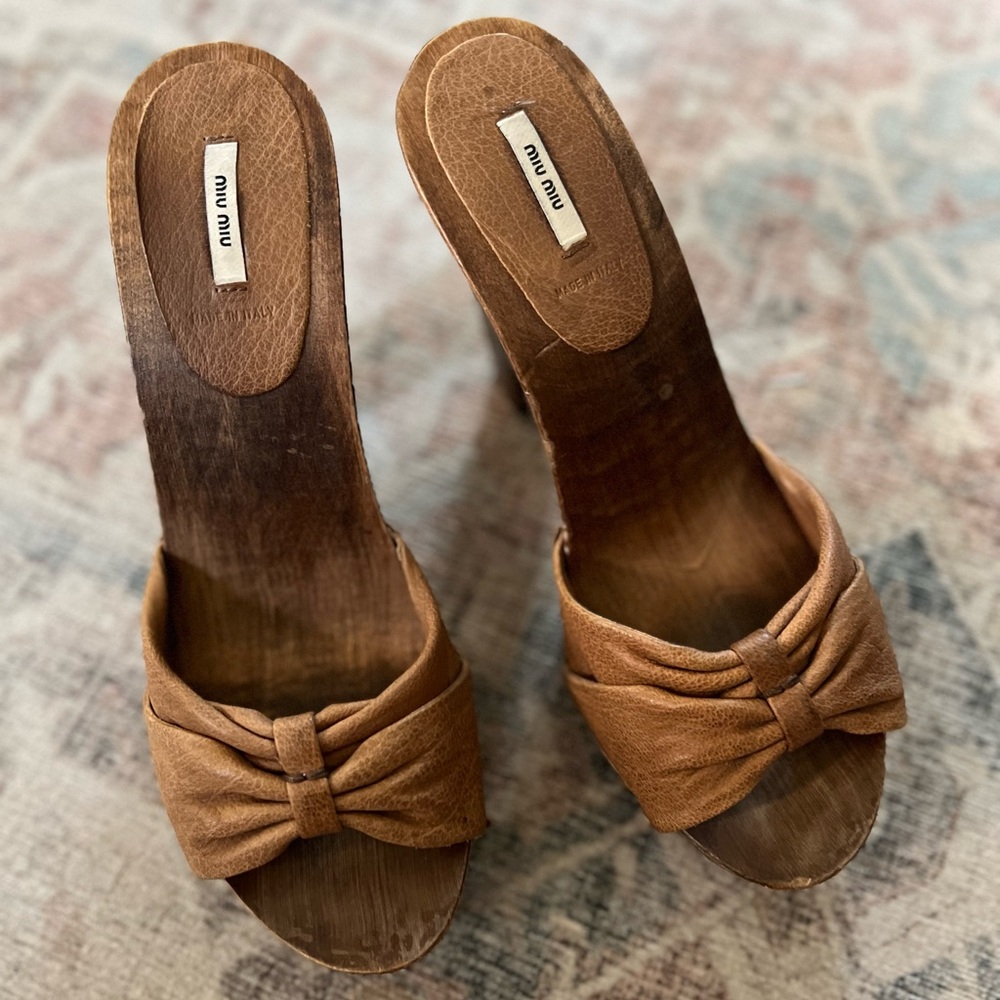 Miu Miu Leather Knot Mules